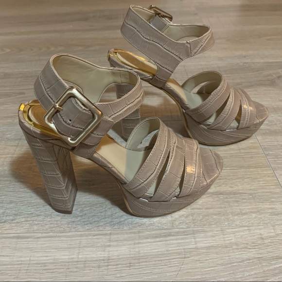 Guess block heel - Picture 2 of 8